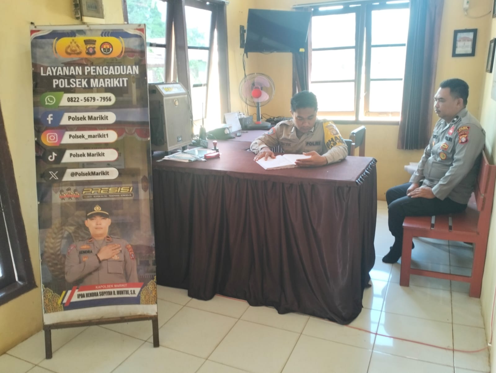 Personil Polsek Marikit Stand By di Mako Penjagaan.