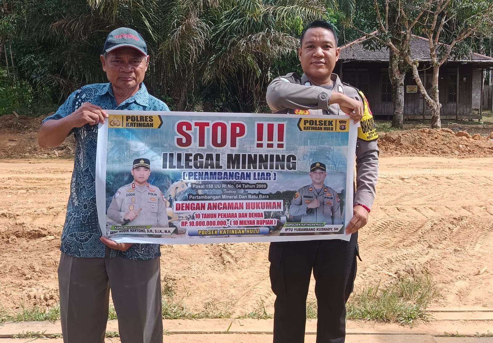 Upaya pencegahan Penambangan Emas Tanpa Ijin (PETI) di Kecamatan Katingan Hulu dan Bukit Raya, Bhabinkamtibmas sosialisasi kepada masyarakat.