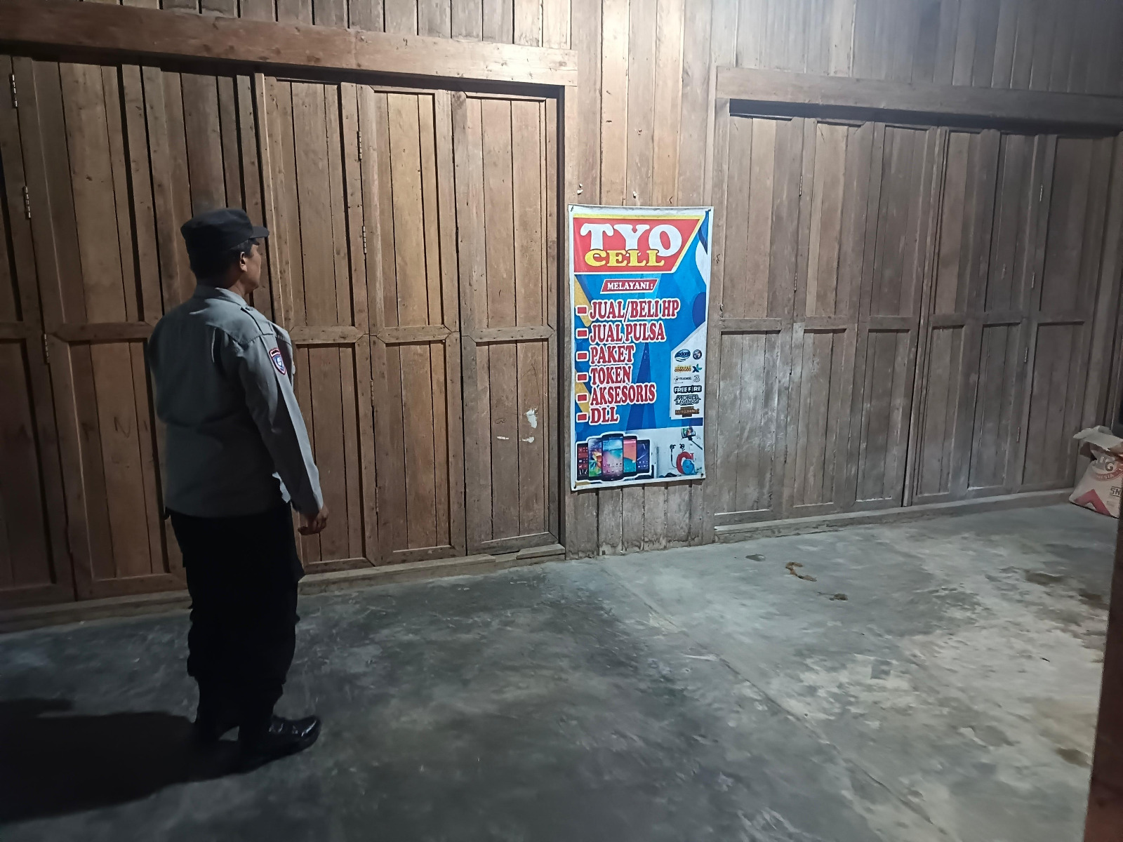 Piket Polsek Delang melaksanakan patroli diwilkum Polsek Delang