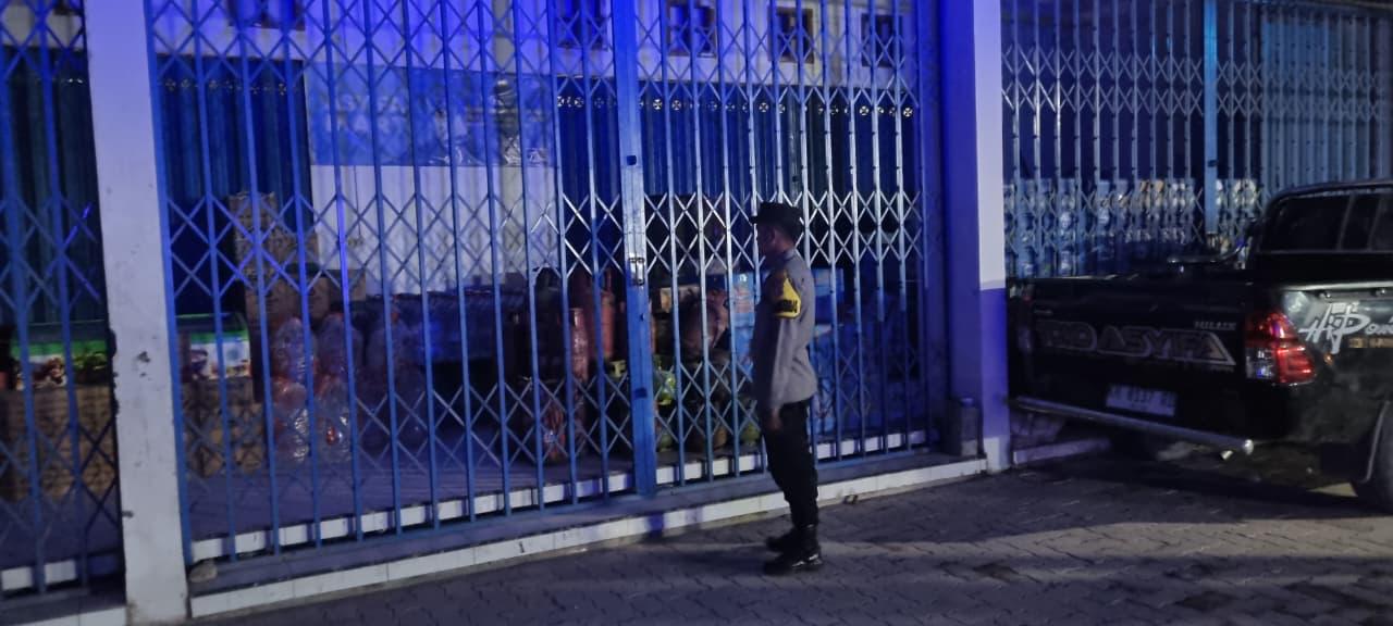Personil Polsek Sematu Jaya laksanakan Patroli Dialogis Cegah Gangguan Kamtibmas