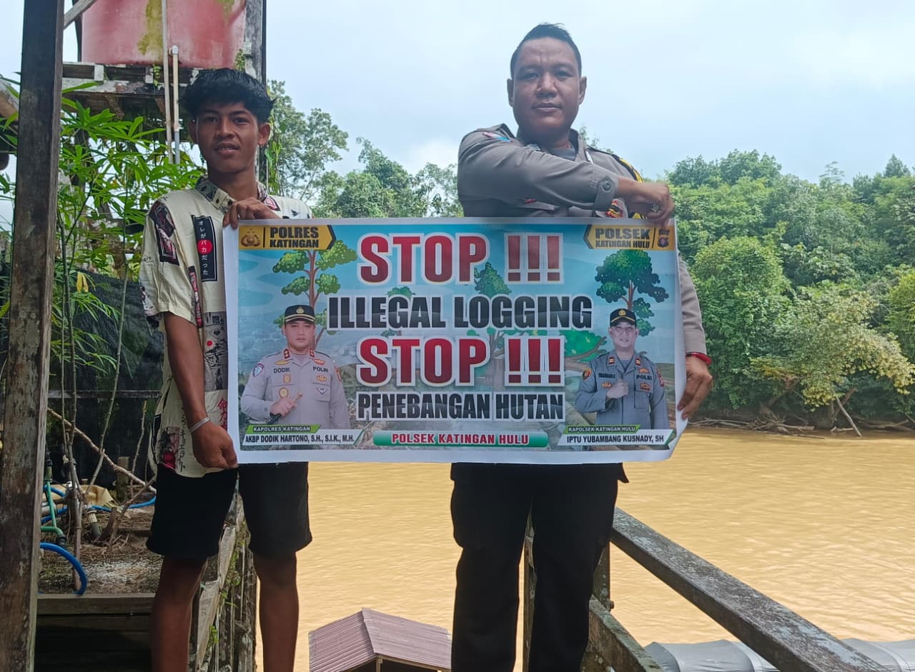 Upaya Pencegahan Penebangan Hutan secara Liar (Ilegal Logging), Bhabinkamtibmas sosialisasi kepada masyarakat.