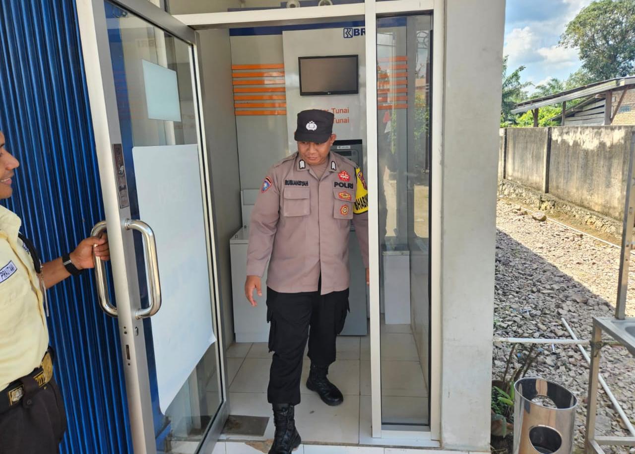 Polda Kalteng, Polres Lamandau, Polsek Sematu Jaya.melaksanakan giat patroli untuk mengantisipasi maraknya aksi tindak kejahatan terutama antisipasi curas, curat dan curanmor (3C)