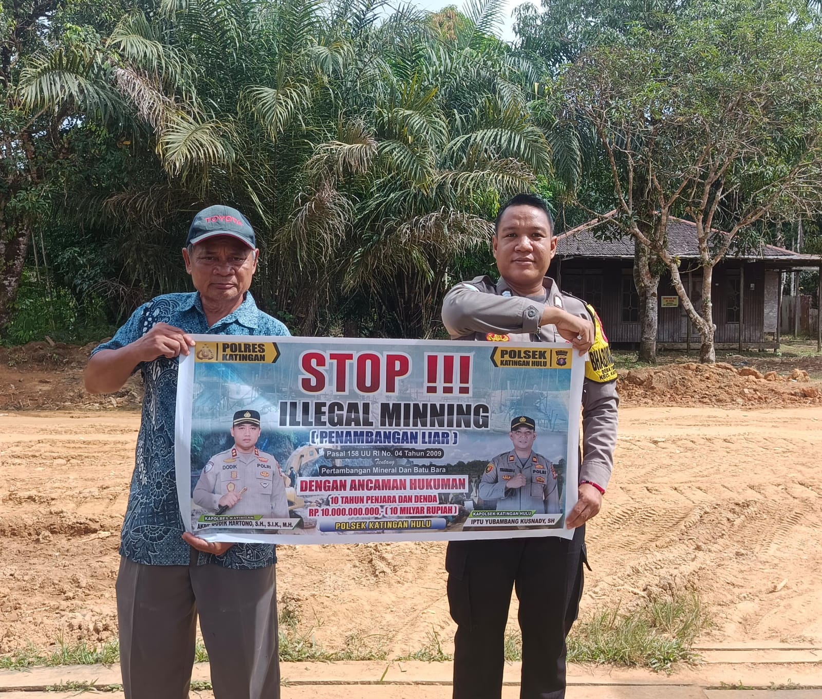 ‎Upaya pencegahan Penambangan Emas Tanpa Ijin (PETI) di Kecamatan Katingan Hulu dan Bukit Raya, Bhabinkamtibmas sosialisasi kepada masyarakat.
