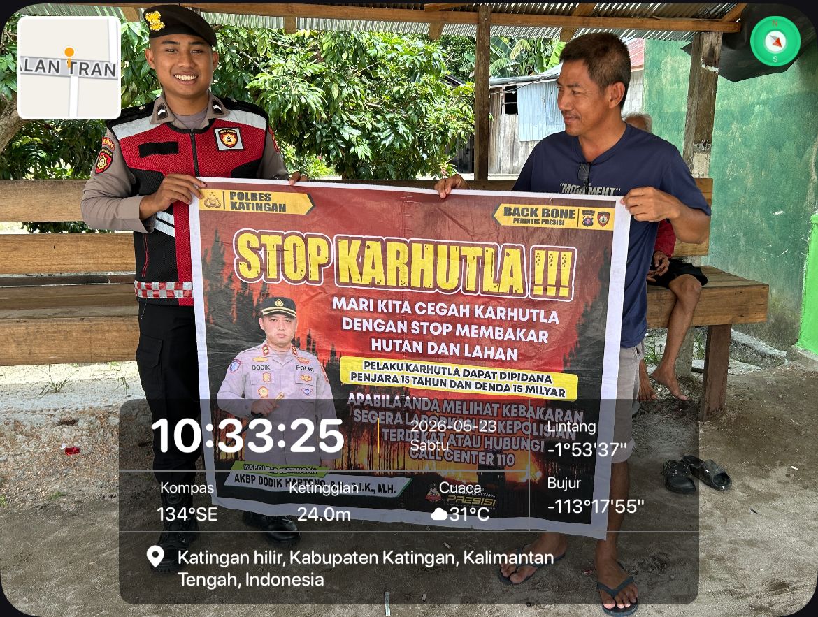 Personel Samapta Polres Katingan Sosialisasikan Pencegahan Karhutla kepada Masyarakat Desa Hampalit.