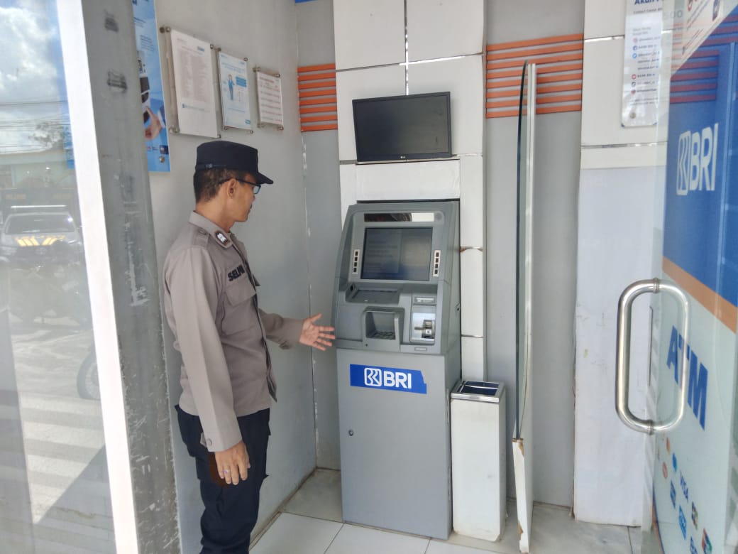 Polsek Bulik tingkatkan patroli ATM dan perbankan saat hari raya demi terjaminnya rasa aman masyarakat