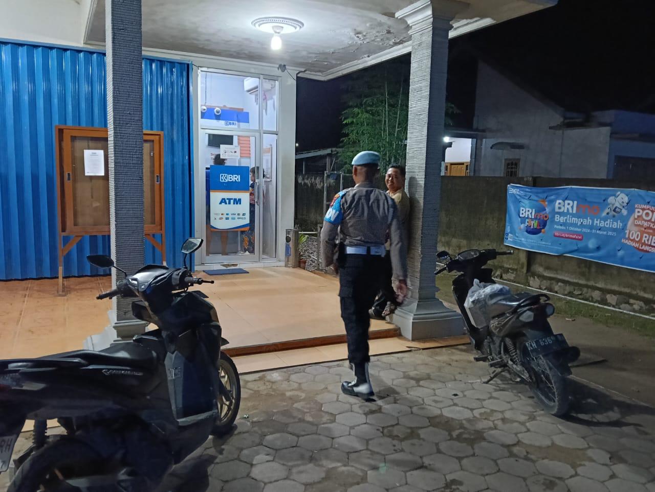 Polsek Sematu Jaya siaga di jam rawan, patroli malam diperketat