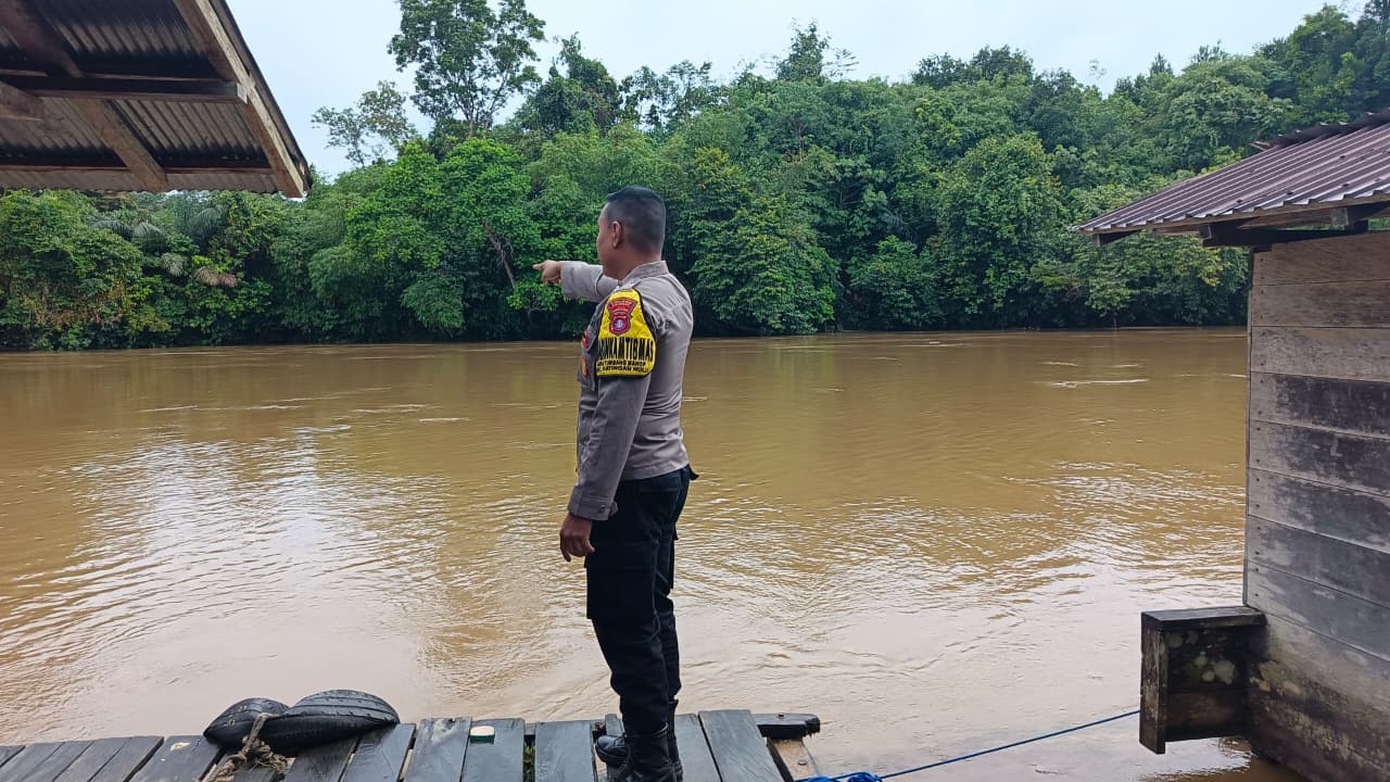 Debit Air terpantau normal , Polsek Katingan Hulu Imbau Warga agar tetap selalu waspada.