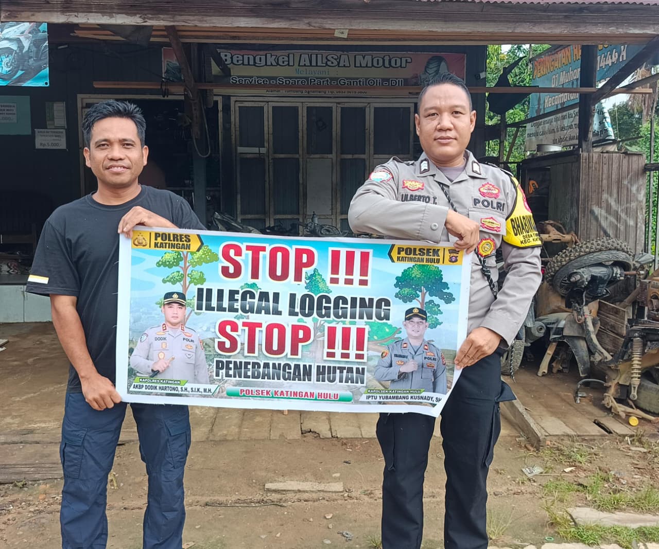 Upaya Pencegahan Penebangan Hutan secara Liar (Ilegal Logging), Bhabinkamtibmas sosialisasi kepada masyarakat.