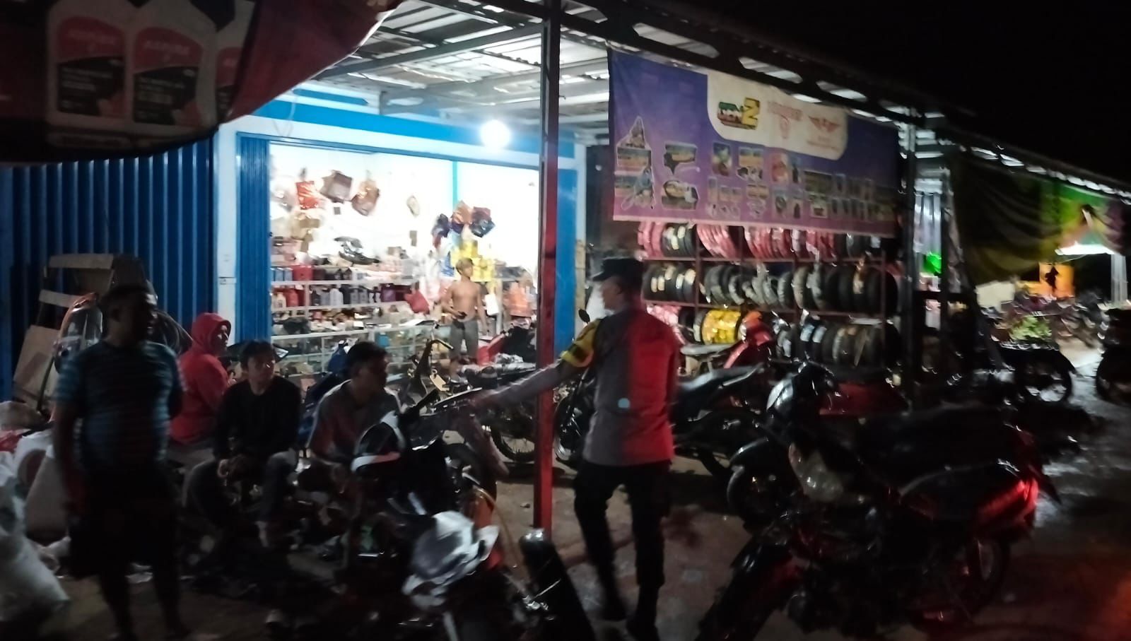 Patroli Dialogis Polsek Delang, Perkuat Kemitraan dan Serap Informasi Kamtibmas
