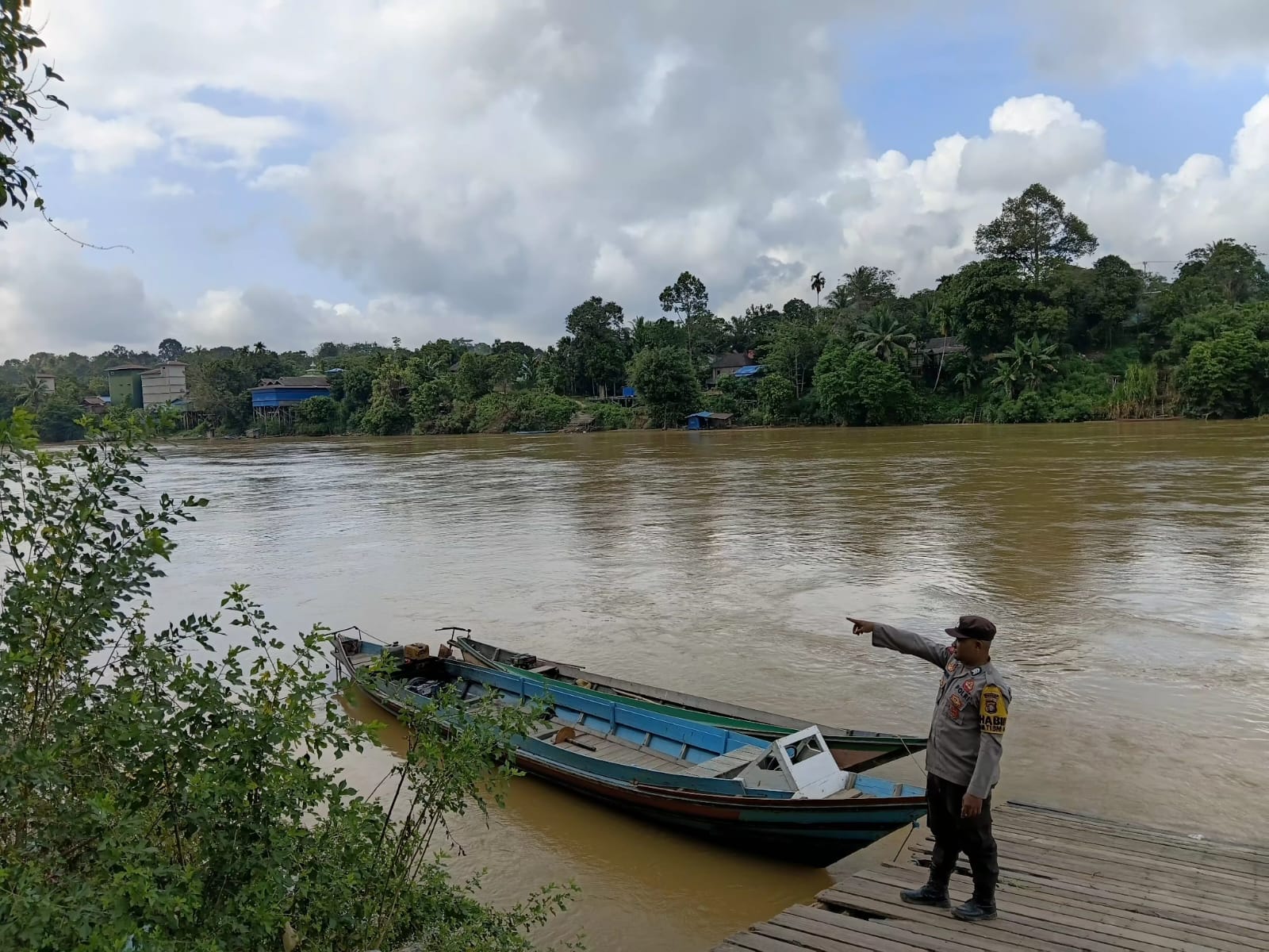 Debit Air terpantau normal , Polsek Katingan Hulu dan Bukit Raya Imbau Warga agar tetap selalu waspada.