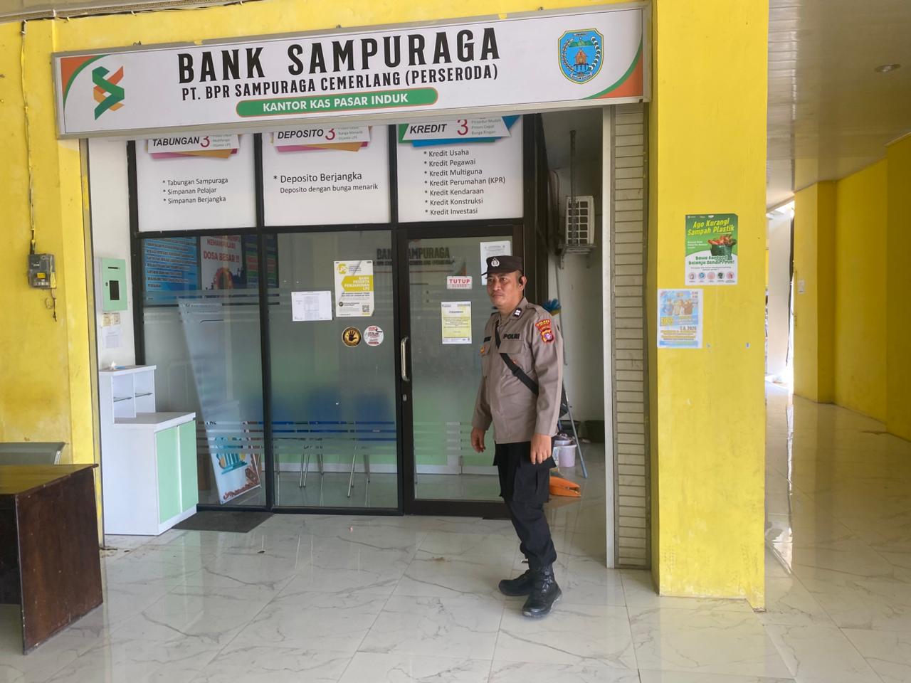 Pastikan Aktivitas Pasar Tetap Aman, Polsek Bulik Monitoring Pasar Induk