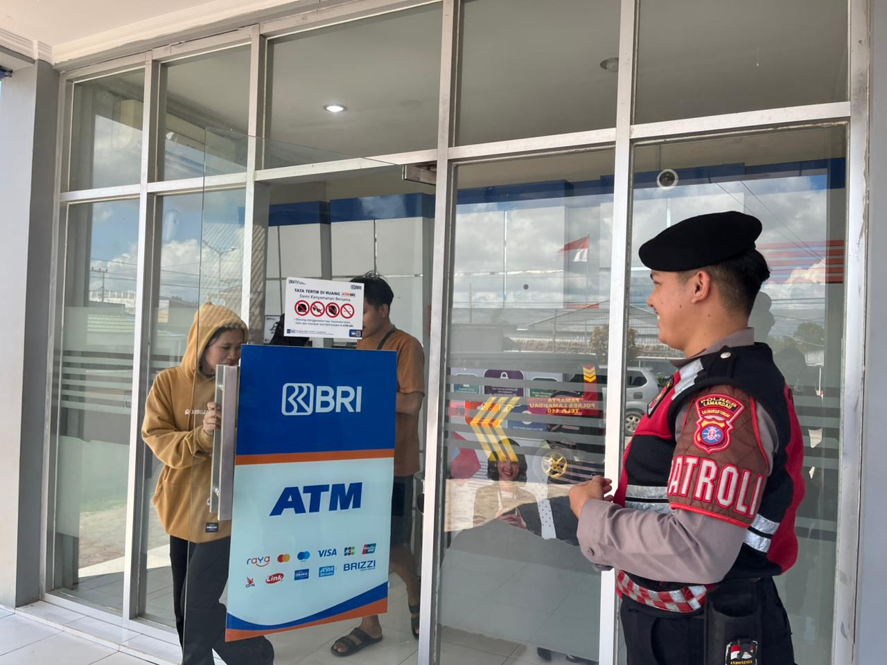 Jaga Kondusivitas Wilayah, Sat Samapta Intensifkan Patroli ATM dan Perbankan