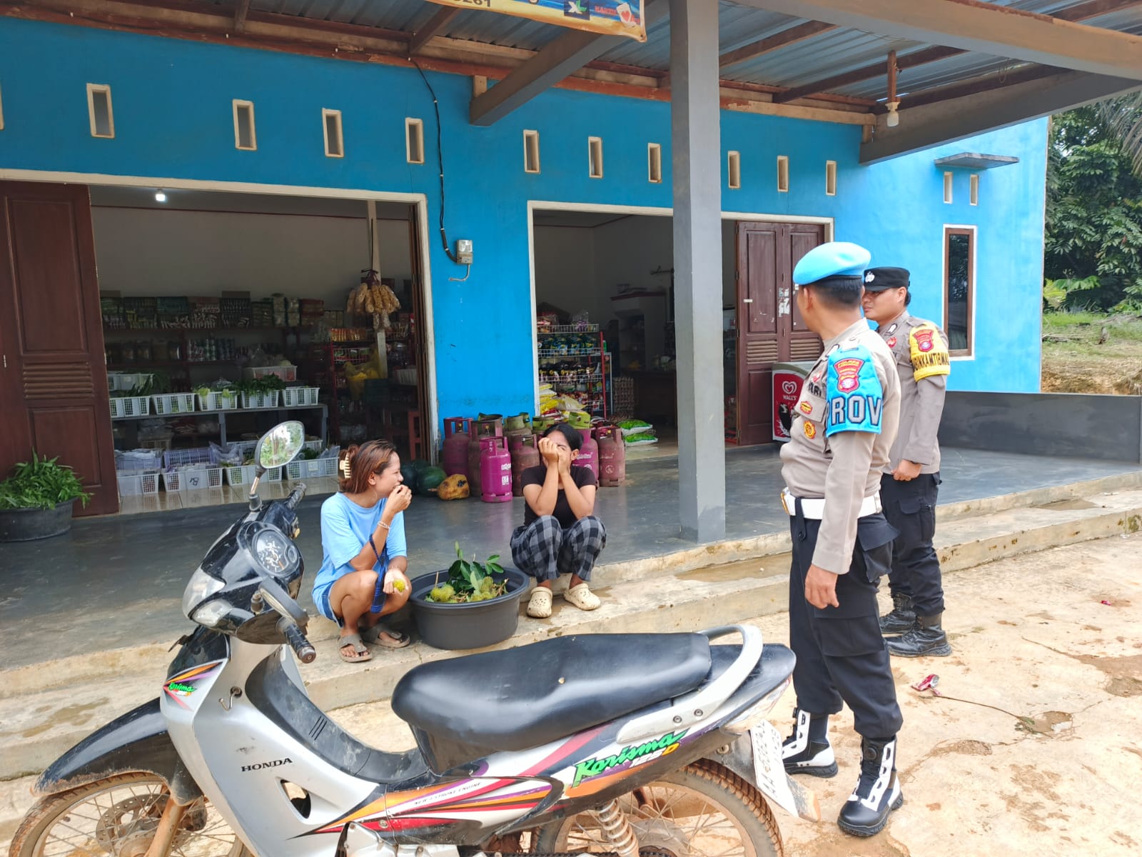 Ajak Warga Jaga Kamtibmas, Polsek Lamandau Sampaikan Himbauan Secara Humanis